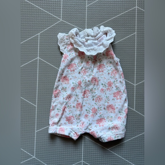 Laura Ashley|Baby girl white & pink Floral romper with Lace crotchet collar•Boho - Picture 2 of 4